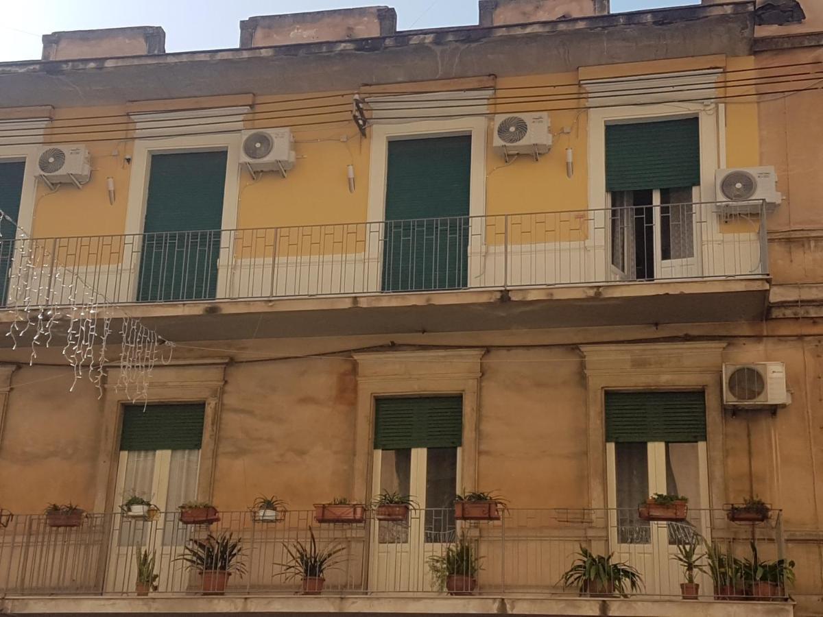 B&B Lo Stadio Catania Exterior foto